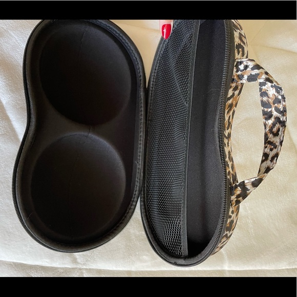 Travel Bra Case - Picture 3 of 9